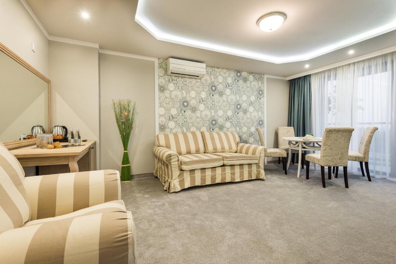 فارنا Opu Boutique Hotel المظهر الخارجي الصورة