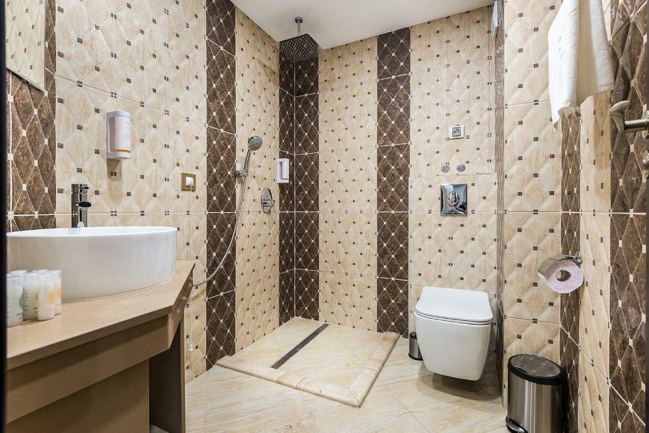 فارنا Opu Boutique Hotel المظهر الخارجي الصورة
